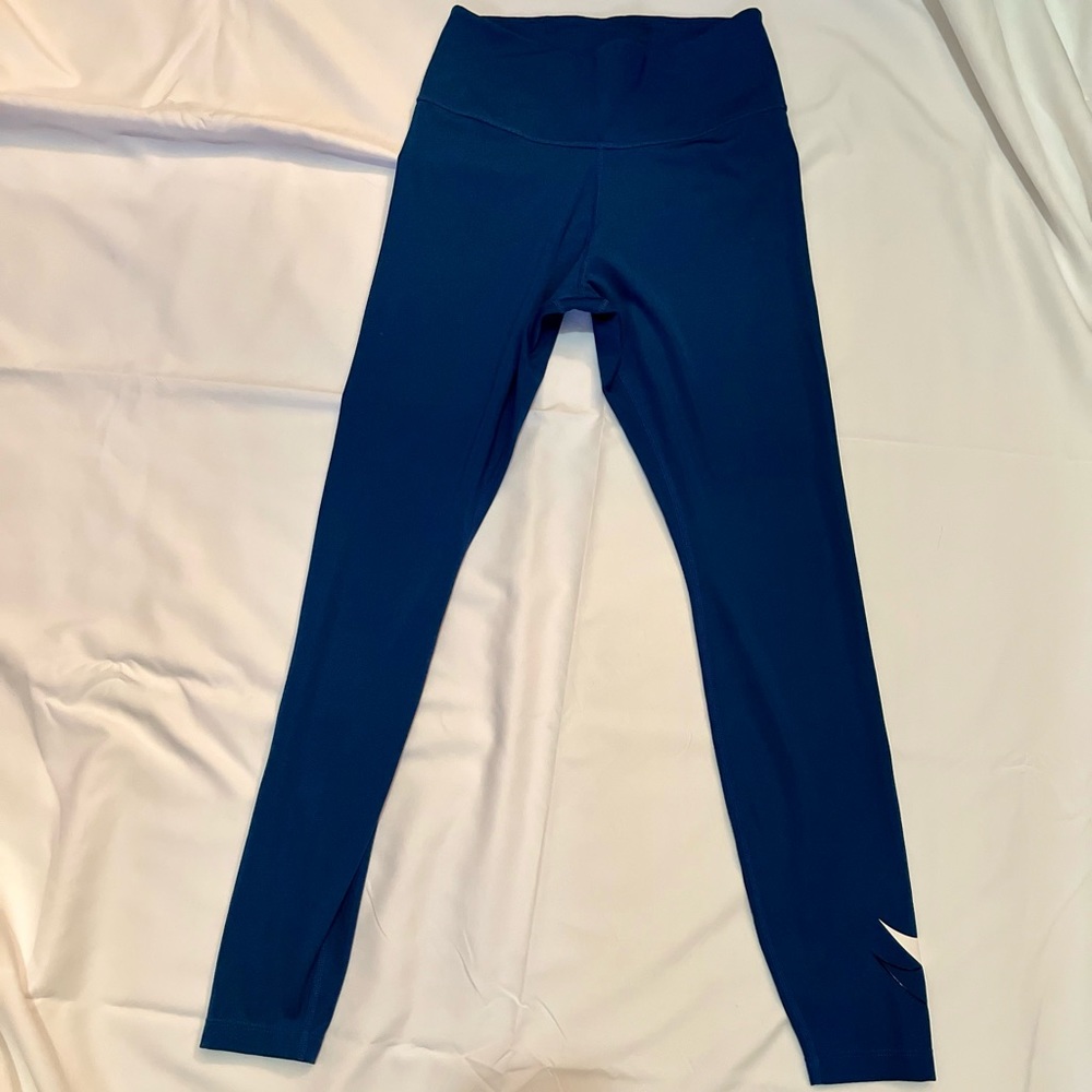 Nike AUTHENTIC leggings